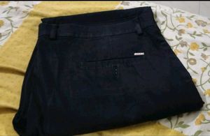 black trauzer for men