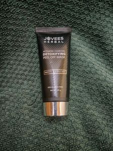 Jovees Charcoal  Peel Off Mask.(ForAll Skintype)