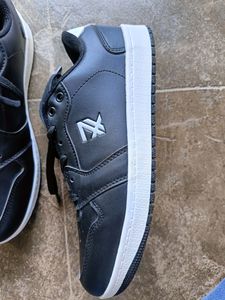 Mid-Top Round-Toe Casual Shoes 👟