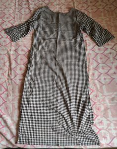 Avaasa Long Checked Kurti