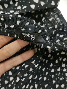 Chic Heart Print Top