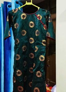 beautiful threads work suit with red duppata