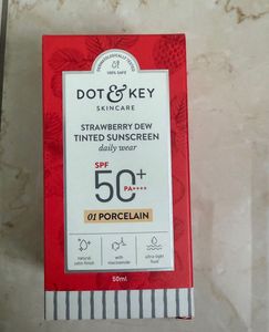 Dot & Key Tinted Sunscreen - Shade Porcelai