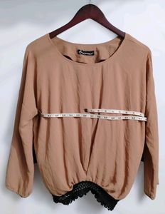 Wu Wang Wo Beige Lace Hem Top (Women)