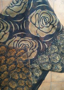 Elegant Floral Print Saree