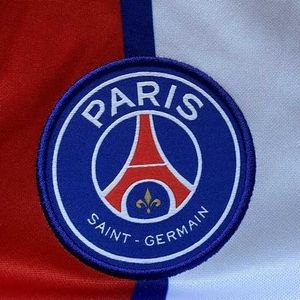 Paris Saint-Germain T-Shirt (SIZE S&amp;M)