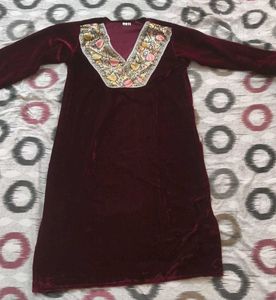 Elegant Maroon Velvet Kurta Set