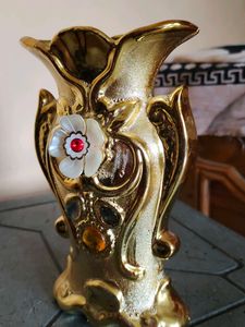 Beautiful 😍 Golden Colour Flower Vase 😍