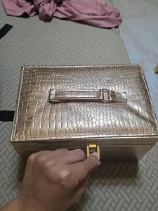 Jaquiline USA vanity Box