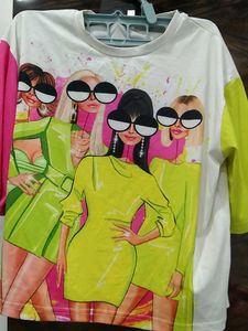 Graphic Tee - Colorblock Sleeves