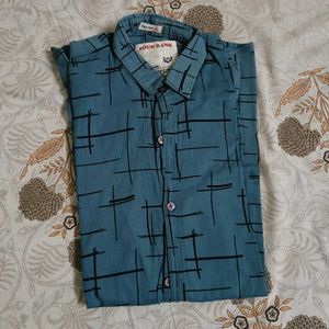 Set Of 2 Stylish Patterned Shirts
