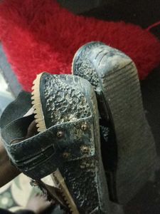 Floral Embellished Wedge Sandals