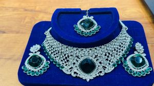 Elegant Green Stone Jewelry Set. wore once time