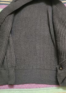 URBANIC Knit Cardigan (Only 2 Times Worn)