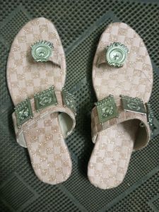 Women Flats