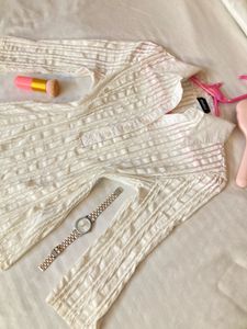 PINTEREST Textured White Collared Cotton Top