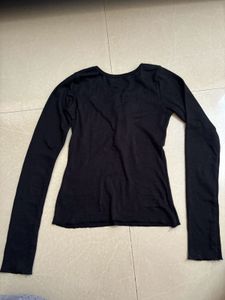 Button Black Top