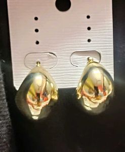 Gold Tone Drop Earrings