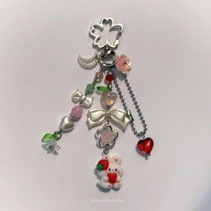 ₊˚⊹౨ cute strawberry bunny beaded keychain 🍓ৎ ₊