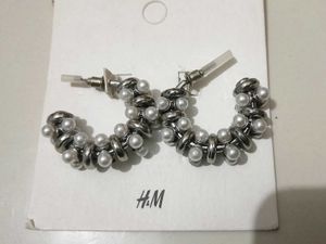 H&M Pearl Hoop Earrings