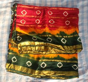 Ethnic Red &amp; Green Sungdi Cotton