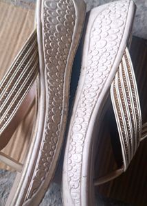Twin Toes Women Wedges
