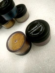 Mac Glitter Multicolor Pack Of 8. (Original)