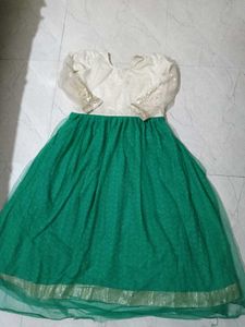 Elegant Green Ethnic Gown