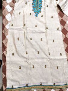 Festive Wear Women Silk Embroidered Suit Set