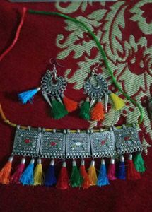 2 Combo Silver Multi Necklace And Hair Bun