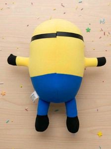 Minion soft toy