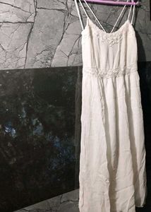 Unused Zara Cute Dress With Cross Back Style