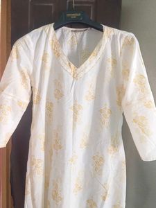 White & Gold Print Kurti