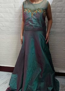 Princess 👑 Green Gown With Dupata Legi Sleeves