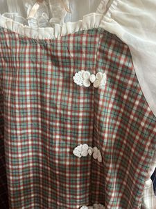 Korean-inspired short dress with back chain closur