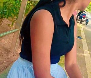 Black Colered Sleeveless