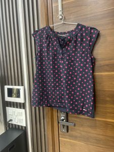 Patterned Sleeveless Top