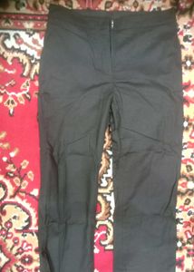 Low Waisted Pant