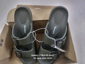 Bonkers Mens Sliderz (10) (Olive Colr) Brand New