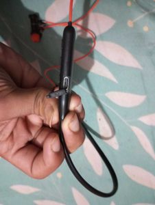 Trigger Bluetooth Neckband