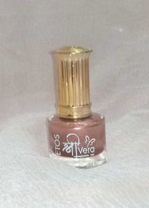 Etos Shri Vera Nail Polish