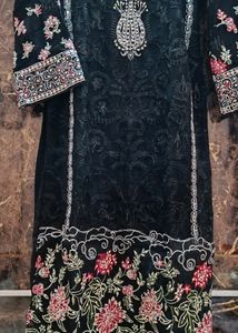 Pakistani Style Kurta Set