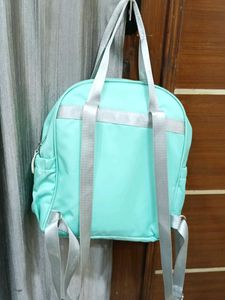 Johnson's Baby Backpack gift set