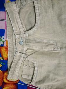Beige Cargo Pants 👖