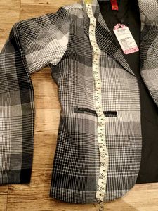 Mint Condition Office Blaxer
