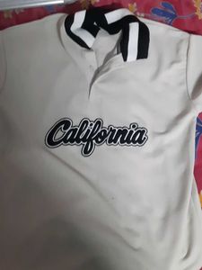 California Graphic Tee