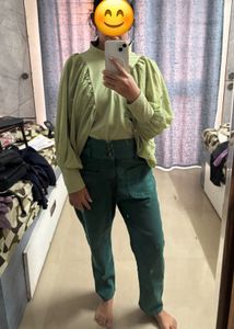 Green Long Sleeve Top and jeans combo
