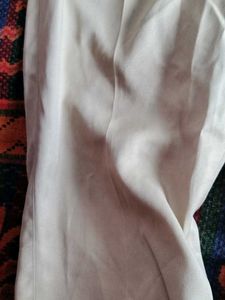 Cream white casual pant M size