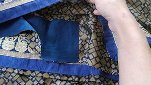 Women&#39;s Elegant Embroidered Saree