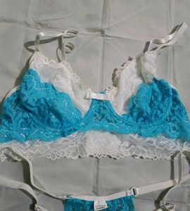 Floral Lace Thong Lingerie Bra Painty Set